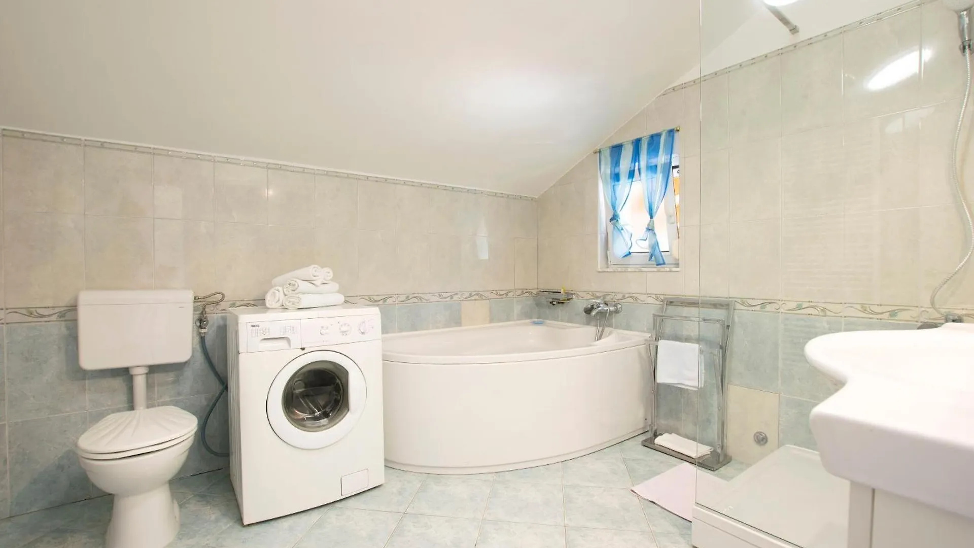 Apartments Olga Rab Town Croatia