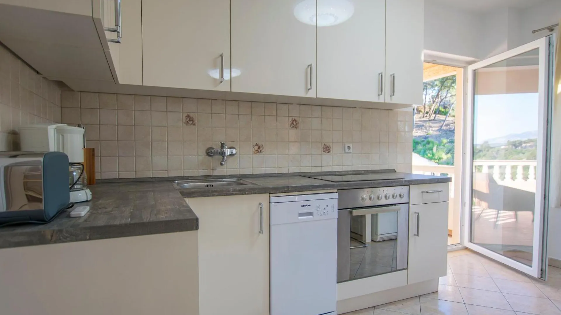 Apartments Olga Rab Town