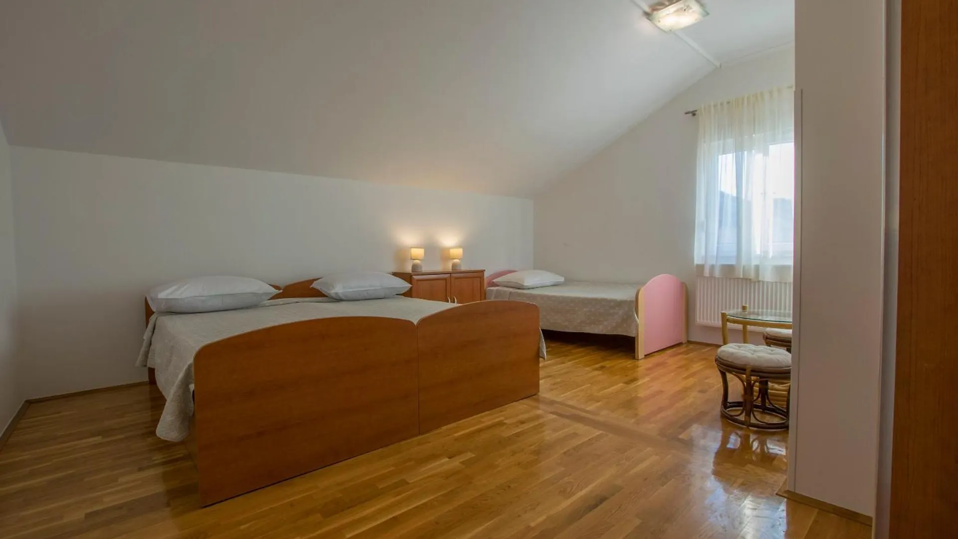 Apartments Olga Rab Town