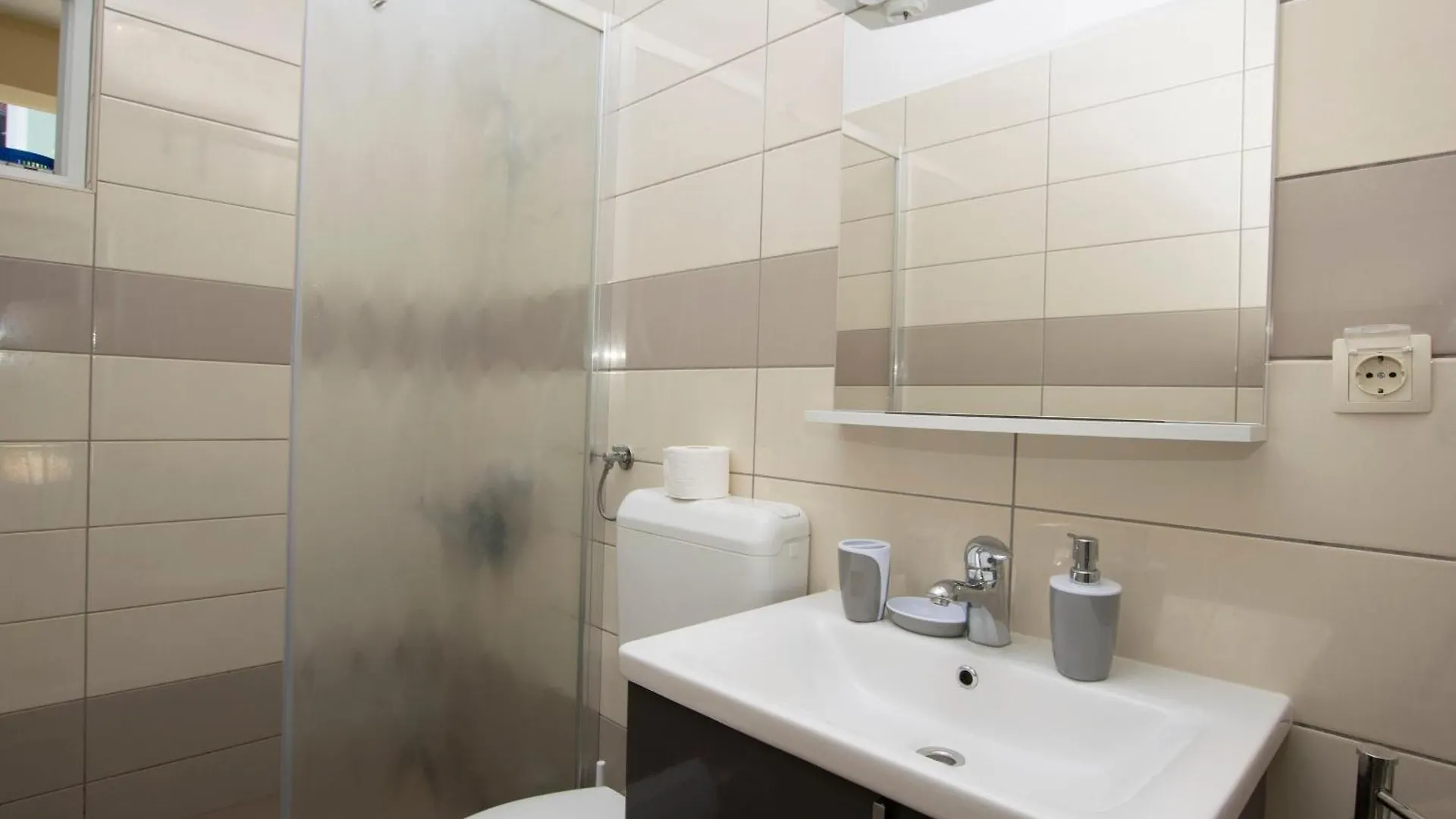 Apartments Olga Rab Town 0*,  Croatia